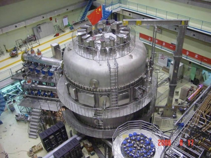 Čínský tokamak EAST; Zdroj: iter.org