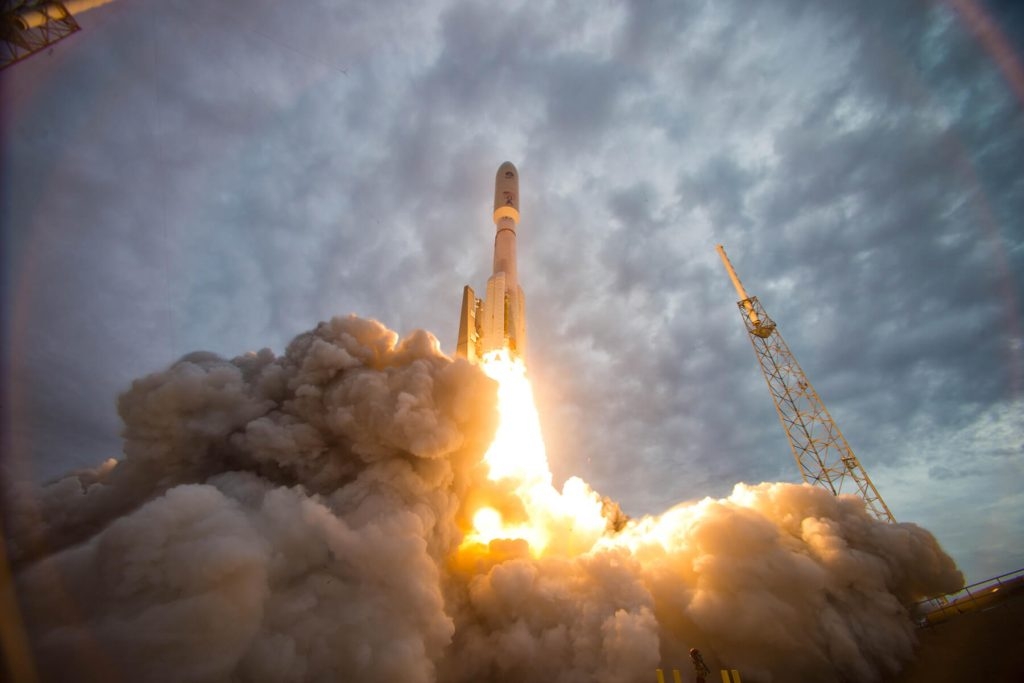 CAPE CANAVERAL, Fla. (July 19, 2013) An Atlas V rocket launches the Navy's Mobile User Objective System (MUOS) 2 satellite from Space Launch Complex-41 at Cape Canaveral Air Force Station, Fla. MUOS is a next-generation narrow band tactical satellite communications system designed to significantly improve beyond-line-of-sight communications for U.S. forces on the move. (U.S. Navy photo courtesy of NASA by Patrick H. Corkery/Released) 130719-O-ZZ999-102
Join the conversation
http://www.navy.mil/viewGallery.asp
http://www.facebook.com/USNavy
http://www.twitter.com/USNavy
http://navylive.dodlive.mil
http://pinterest.com
https://plus.google.com