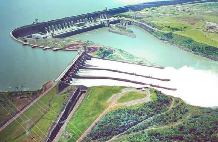 Vodní elektrárna Itaipu, 14 GW zdroj elektřiny pro Paraguay a Brazílii