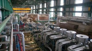 Turbíny a synchronní turbogenerátory v JE Dukovany. Zdroj: ČEZ